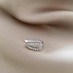 Ni&scaron;i-minimalistlik teemant - vabad k&otilde;rvad, k&otilde;rvad, isiksuse trend h&otilde;be