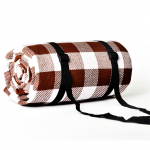 Piknikutekk veekindel piknikumatt koos kanderihma ja hoiukotiga perele &otilde;ues telkimiseks mitmev&auml;rviline