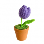 Heegeldatud poti lillekujuline s&auml;rav tulbiroos p&auml;evalill puuvilja v&auml;rvus pehme armas k&auml;sit&ouml;&ouml; s&uuml;nnip&auml;evakingitus v&auml;rvikindel k&auml;sitsi kootud lilla