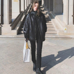 Naiste kunstnahast lambakarusnahast karusnahast mootorratta jakid naiste moe pikkade varrukatega t&otilde;mblukuga v&auml;lisriided s&uuml;gistalvine soe mantel L must