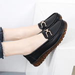 Naiste mokassiinid, nahkjalatsid, s&otilde;idumugavus, korterid, vabaaja &otilde;dede jalan&otilde;ud, k&otilde;ndimine, suvised jalatsid t&uuml;drukutele. EU:35 must