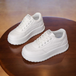 Libisemiskindlad naiste kerged paksud platvormtossud Mugavad PU-nahast n&ouml;&ouml;riga jalutusjalatsid Libisemiskindlad tennised Naiste hingavad jooksujalatsid 36 valkjas v&auml;rv