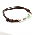 Pierres et Min&eacute;raux. Bracelet Rubis + Grenat Tsavorite brut. Couleur marron.