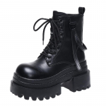 Moodsad 9CM Naiste Paksud Mootorrattasaapad S&uuml;gis Microfiber Nahast Peidetud Kontsaga Tossud Talvised Punk Saapad Platvormiga Pahkluusaapad 34 must