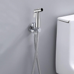K&otilde;rgsurve WC Bidee Pihusti Komplekt