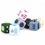 Creative Cube Stress L&otilde;&otilde;gastusm&auml;nguasjad Mini Magic Cube Laud Naljakas alandatud r&otilde;huga m&auml;nguasi t&uuml;drukutele poistele