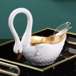 Moodne Swan Resin k&auml;sit&ouml;&ouml; pulmadekoratiiv dekoratiivne kodukontor valge valge