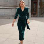 Naiste kevadine &otilde;htukleit pikkade varrukatega elegantne V-kaelusega A-joon k&otilde;rge v&ouml;&ouml;koha v&ouml;&ouml;ga pikad sametkleidid &uuml;hev&auml;rvilised XL tumeroheline v&auml;rv