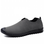 Hallid kingad mehed libisevad vabaaja loafers nahast tossud 38 must