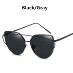 Uus mood kassisilm Vintage roosikuldne peegel naiste p&auml;ikeseprillid metallist peegeldavad lamedad l&auml;&auml;tsed turismi p&auml;ikeseprillid Mulyi v&auml;rvi stiil must hall v&auml;rv