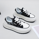 Naiste suvised vabaaja v&otilde;rgust platvormiga tossud Kerged n&ouml;&ouml;riga jalutusjalatsid Tursked Slip-on hingavad jooksutossud Tennisespordijalatsid naistele 35 must