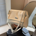 Kvaliteetne naiste PU-nahast kettidega &otilde;lakott Moedisaineri daamide Messenger-kotid Uus luksuslik naiste suure mahutavusega crossbody-kott beež