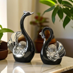 Moodne Kodu Keraamiline Luik Kristallkuuliga Figuur Elutuppa v&otilde;i Veinikapi Kaunistuseks