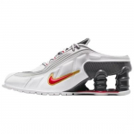 Martine rose x Nike Shox MR4 Metallik plaatina Varsity punane Naistele IM5420-100 EU 35.5