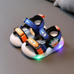 LED Laste Sandaalid Poisid T&uuml;drukud 2025 Suvi Uued Laste Multikas Helendavad Valgustusega Beebikingad Mood Sport Pehme Tald Rannakingad 16 12cm sinine