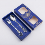 Retro reljeefne magustoidulusikas kahvel Euroopa &otilde;&otilde;nes kohvilusikas loominguline koogikahvel Kuldne teelusikas meelusikas kinkekarbiga blue box h&otilde;be