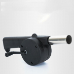 K&auml;siv&auml;ndaga grillventilaator, kaasaskantav grill&otilde;hupuhur k&auml;sitsi k&auml;epideme kiiruse reguleerimisega ja metallist ventilaatori tera v&auml;ligrillil&otilde;&otilde;tsa jaoks must