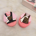 Shining Day Korean traditional Hanbok handmade soap red male and female pair foreign gift return gift, 2 pieces, 100g