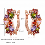 Kvaliteetsest sulamist v&auml;rvilised tsirkoonk&otilde;rvar&otilde;ngad, ehted, veetilgad, geomeetrilised kristallist k&otilde;rvar&otilde;ngad, naistele