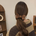 &Otilde;rn Velvet Bow Bun Juukseklamber Suur esmaklassiline juukseklamber French Pearl Back juukseklamber