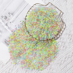 1000 tk. 3-5&nbsp;Mm helendav liiv helendab tumedates kivikestes kivist koduaed &otilde;ue v&auml;lirada murukaunistused kalapaagi akvaariumi sisustus A3