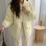 Uued s&uuml;gisene naiste parkad Mantlid Joped L&uuml;hikesed &uuml;ler&otilde;ivad Uued lillad jakid M helekollane v&auml;rv