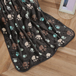 Paks flanellist piiri&uuml;lene lemmikloomatekk s&uuml;giseks ja talveks: Mugav tekk koertele ja kassidele 40&times;60 cm pruun