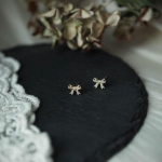 V&auml;ikesed ja peened l&auml;ikivad kaark&otilde;rvar&otilde;ngad Magusad ja mitmek&uuml;lgsed moodsad ja luksuslikud t&uuml;tarlapselikud k&otilde;rvar&otilde;ngad