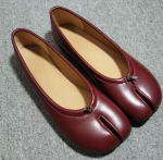 2026 Eraldatud varbad Naiste Baleriinad Moodsad Tabi Kingad Vabaaja Slip-on Loaferid Daamide Volditud Nahast Espadrillid Zapatillas Mujer 40 punane