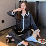 Naiste j&auml;&auml;siidist pidžaamakomplekt &otilde;huke pikkade varrukatega &uuml;likond, satiinist pidžaama M must