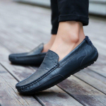 K&auml;sitsi valmistatud ehtsast nahast meeste jalavarjud, mugavad libisevad vabaajajalatsid Br&auml;ndi pehmed mokassiinid, suur suurus 37-47 43