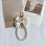 Loominguline uus vibu auto v&otilde;tmehoidja ripats &scaron;ikk disain roosip&auml;rli keti ripats armas t&uuml;druku kingitus 14cm valge