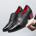 Meeste k&otilde;rged kontsad tiivaotsaga valge nahk Derby pulmakleit tants &auml;ri pidulik lift kingad k&otilde;rgust suurendav smokik balli bleiserid meestele EU:38 must