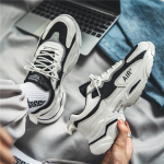 Meeste Kingad Tossud meeste vabaaja Meeste kingad tennised Luksuslikud kingad Treener Race Hingavad jalan&otilde;ud mood jooksujalatsid naistele 39