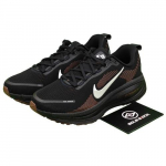 Nike Vomero 18 Meeste jooksujalatsid IH4454-001 Suurus EU 40 must