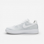 Nike Air Force 1 Flyknit 2 Valge Puhta plaatinaga 41 valge