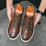 Uued Meeste Jalan&otilde;ud Meeste Vabaaja Jalan&otilde;ud Kvaliteetsed Nahast Lamedad Jalan&otilde;ud K&auml;imisega Tennised Oxford Meeste Korea Versioon Igap&auml;evaseks Pendelr&auml;ndeks Vabaaja Jalan&otilde;ud 38 pruun