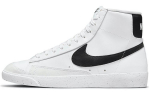Nike Blazer Mid 77 Next Nature Valge Must Naiste DO1344-101 37.5
