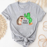 Kirjaga akvarell Tee top moodne T-s&auml;rk 90ndate Sweet Lovely Style Trend Riietus Vabaaja l&uuml;hikeste varrukatega naiste prinditud naiste graafiline T-s&auml;rk S