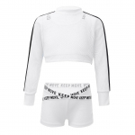 Lastele, t&uuml;drukutele, 3 tk. Jazz-hip-hop tantsuriietus, l&uuml;hike v&otilde;rkpluus, kost&uuml;&uuml;m ja l&uuml;hikeste p&uuml;kstega treeningkost&uuml;&uuml;m 7-8 Years must