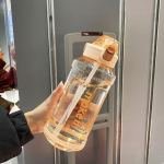 Uus Straw Cup Sport Water Cup meestele ja naissoost &uuml;li&otilde;pilastele kaasaskantav v&auml;litreening, suure mahutavusega otse joogitopsiga kukkumisvastane veepudel 1300ml lilla