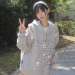 Jaapani Kawaii graafilised kapuutsid Naistele Harajuku armsad lukuga multikad Koerte printimiskapuutsiga kampsunid Hallid vabaaja maiuspalad S hall