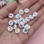 100 tk 10 mm Ehtevalmistamiseks DIY Valged V&auml;rvilised T&auml;hega Lahtised Helmed Kaelakee K&auml;ev&otilde;ru Ripats Kommi V&auml;rv mitmev&auml;rviline