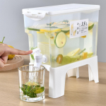 P&ouml;&ouml;ratav k&uuml;lmveekeetja suvemaja koos segistiga Pane k&uuml;lmkappi puuviljamahla limonaadi teekann, vastupidav k&otilde;rgele temperatuurile tee&auml;mber One Size valge