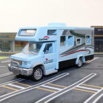 1/28 Diecast Luksuslik haagissuvila vabaajas&otilde;iduki automudel Metallist haagissuvila Matkaauto mudel Heli ja kerge laste m&auml;nguasja kingitus sinine
