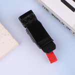 1 tk Mootorratta kiivri metallist t&otilde;mbepandlad Jalgrattakiivri klambriga l&otilde;uarihm Kiirvabastusega t&otilde;mblukk rolleri jalgrattatarvikute jaoks ONE SIZE