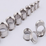 Titaanist terasest spiraalne h&otilde;bedane k&otilde;rvaklapi pistik 4MM