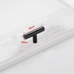 M&ouml;&ouml;bli k&auml;epidemed riidekapi ukse t&otilde;mbamine roostevabast terasest sahtli k&auml;epide T-latt Sirge k&ouml;&ouml;k pikk kapi kapinupp must