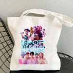&Uuml;lim K-Pop Deemonik&uuml;ttide Ristumine L&otilde;uendist Koti: HUNTRIX X SAJA BOYZ J&otilde;upakett &Ouml;kokott