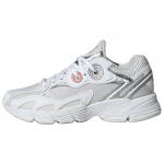 Adidas Originals Astir kulumiskindlad madala s&auml;&auml;rega chunky tossud naistele, valged JQ6441 39⅓